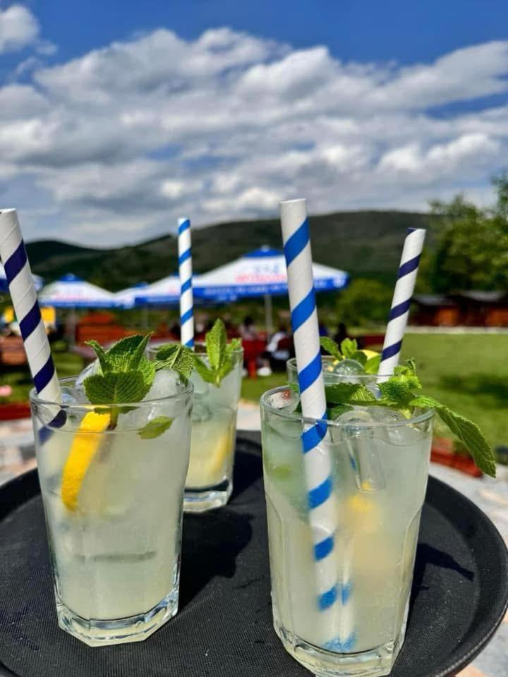 Bodrogeni Căsuțe Hotel Poiana Aiudului Exterior foto